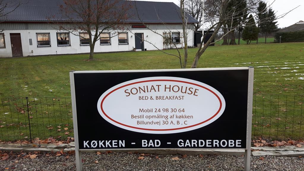 Гостьовий будинок Soniat House Kestrup Екстер'єр фото